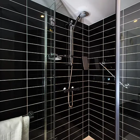 Express London-wimbledon-south, An Ihg 3*