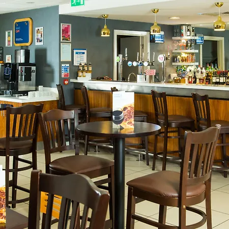 Express London-wimbledon-south, An Ihg Londen