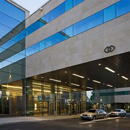 Sofitel London Heathrow Hotel 5*