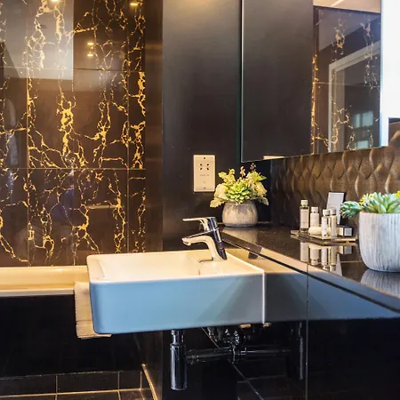 Native Hyde Park Aparthotel 4*