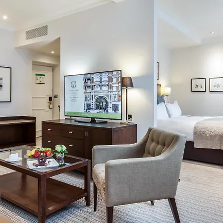 St. James' Court, A Taj Hotel, Hotel 4*