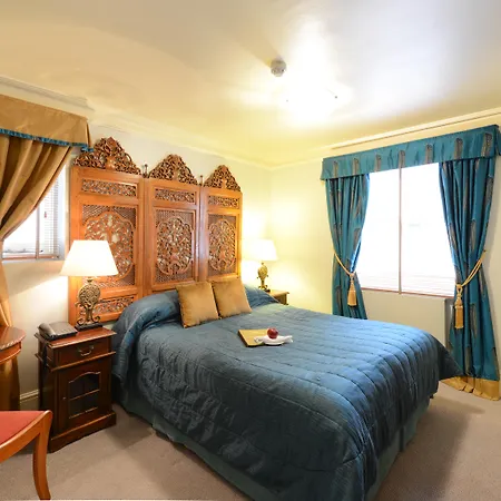 Twenty Nevern Square Hotell
