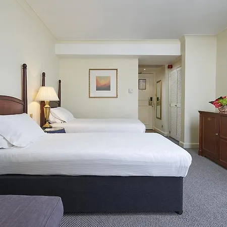 Hotel Millennium And Conference Centre Gloucester 4*