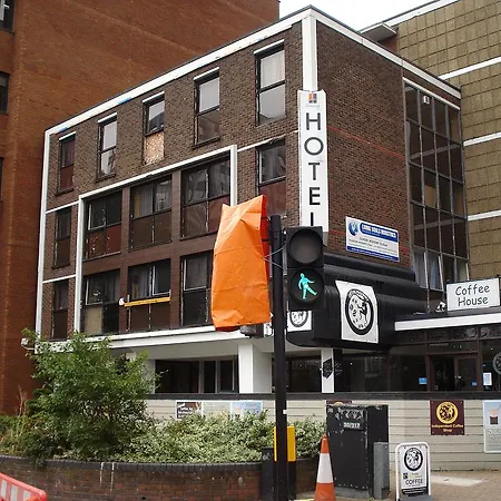 Oyo Lansdowne Hotel