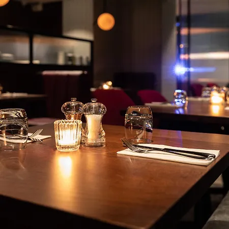 Hotel Euston Square 3*