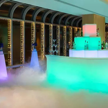 Hotel Jumeirah Carlton Tower 5*