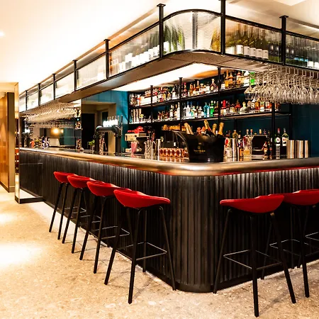 Euston Square 3* London