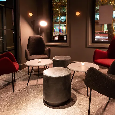 מלון Euston Square 3*