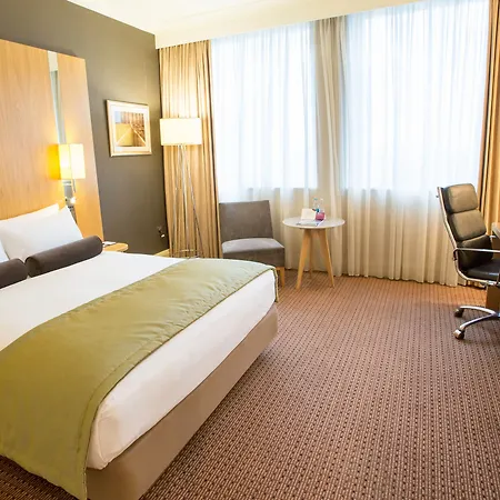 Hotel Crowne Plaza London By Ihg 4*