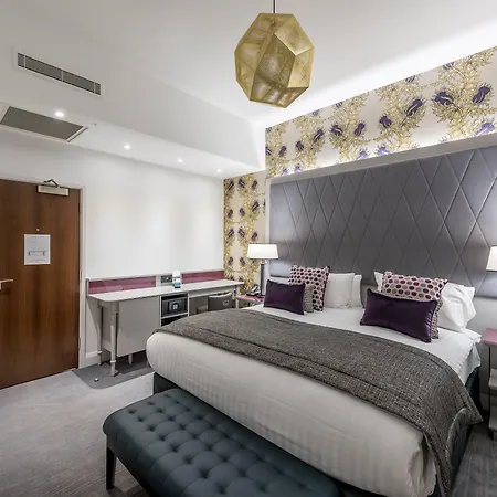 Mercure Hyde Park 4*
