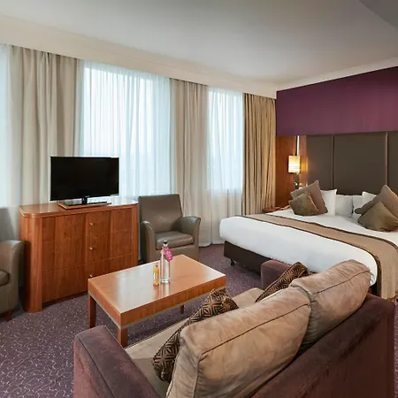 Crowne Plaza London By Ihg Hotel Ealing