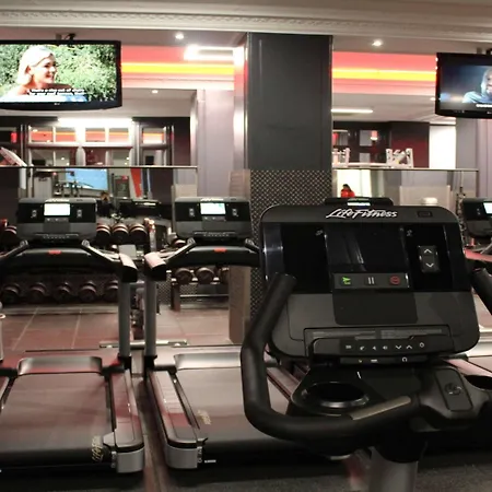 The Waldorf Hilton Hotell London