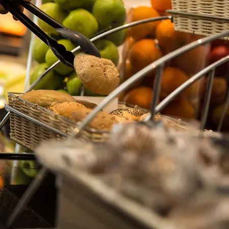 Express Stratford By Ihg 3*