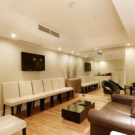 Hotel Grand Royale Hyde Park