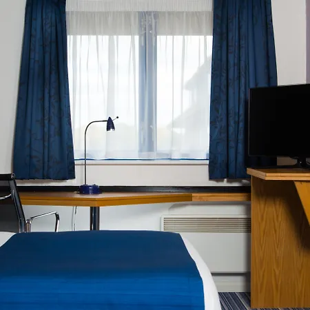 Hotel Holiday Express - Wandsworth By Ihg 3*