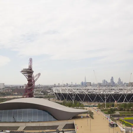 Express Stratford By Ihg Hotel London