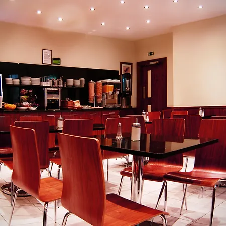 Westbury Hotel 3*
