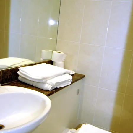 Hotel Westbury 3*