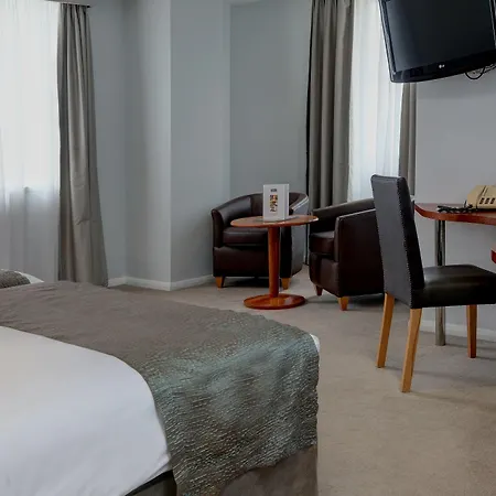 Отель Corus Hyde Park 4*