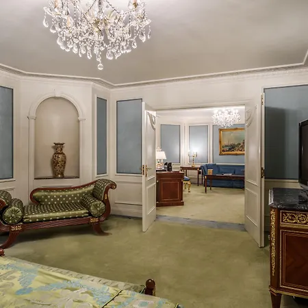 Bentley Hotel 5*