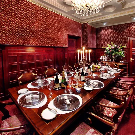 Bentley Hotel 5*