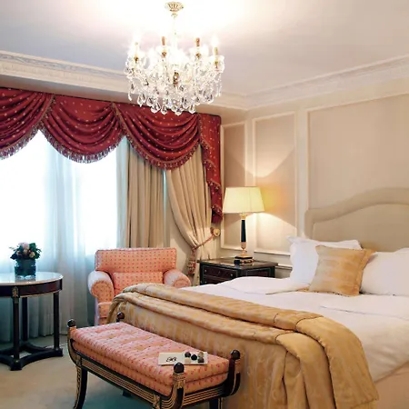 Bentley Hotel