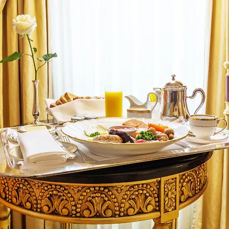 Bentley Hotel 5*