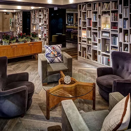 The Hari Hotel