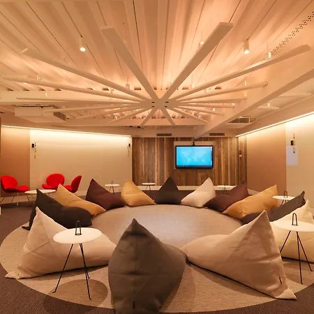 Radisson Blu Hotel, London Heathrow