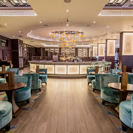 Radisson Blu Hotel, London Heathrow