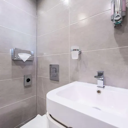 Comfort - Westminster Hotel