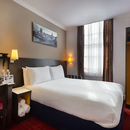 Hotel Comfort - Westminster 3*