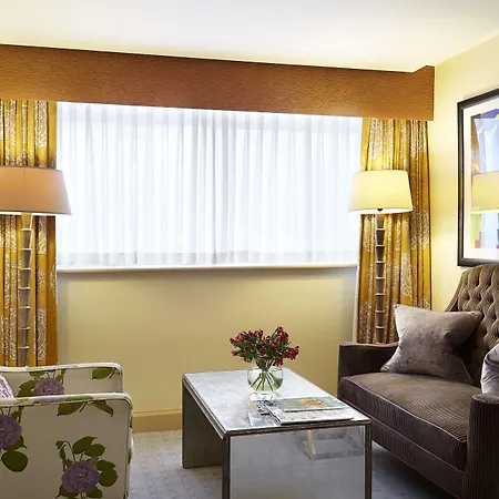 The Mandeville 4*