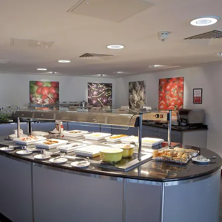 Doubletree By Hilton London Heathrow Airport 4* Hounslow