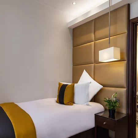 Montcalm Piccadilly Townhouse, West End 5* Londýn