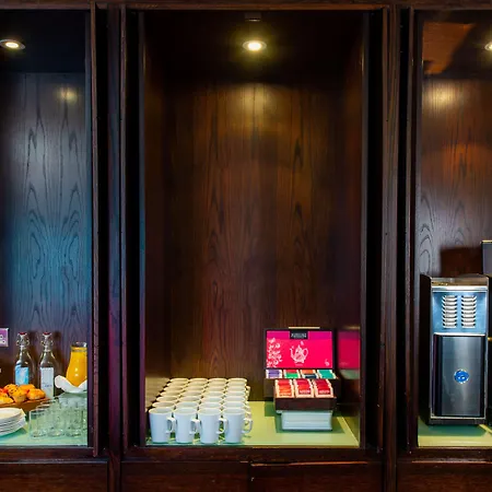Hotel Doubletree By Hilton London Heathrow Airport 4*