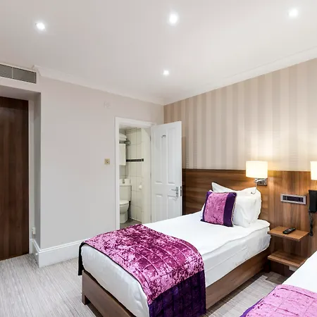 House Hotel