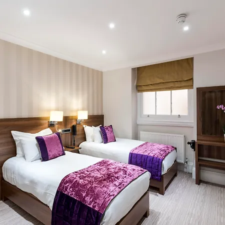 House Hotel