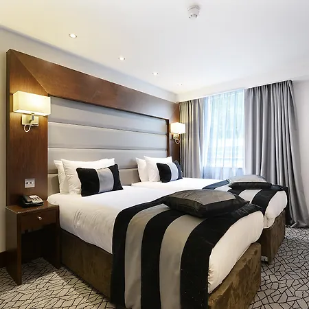 Hotel Inhabit Queen's Gardens, A Member Of Design 5*