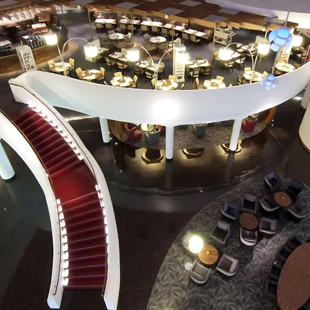 Hilton London Heathrow Airport Terminal 5 Hotel Hillingdon