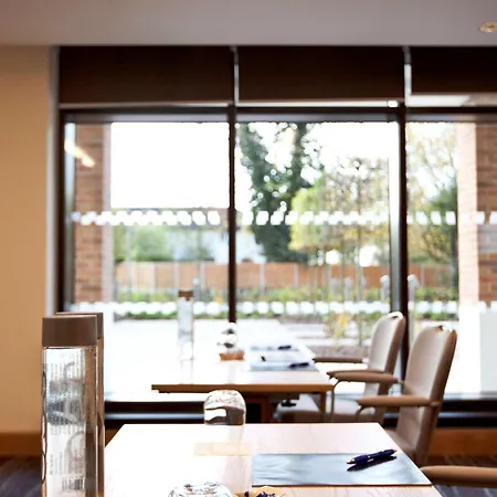 Hilton London Heathrow Airport Terminal 5 Hotel Hillingdon