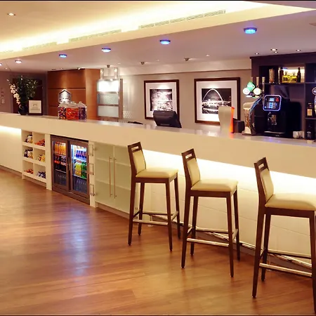 Hotel Hilton London Heathrow Airport Terminal 5 Hillingdon