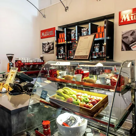 希尔顿伦敦希思罗机场5号航站楼酒店 酒店 4*