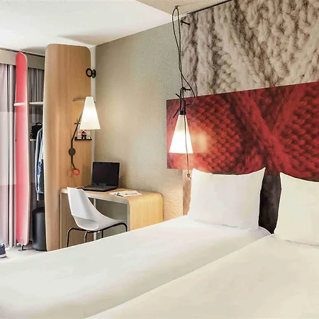 Ibis Docklands Canary Wharf