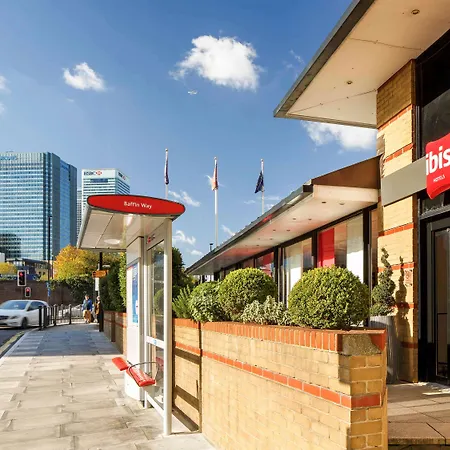 Hotel Ibis Docklands Canary Wharf 3*