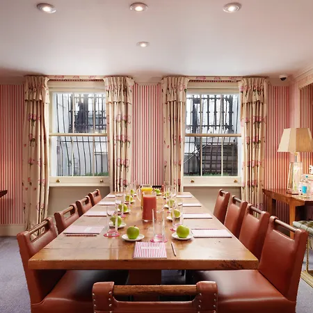 The Pelham - Starhotels Collezione 5*