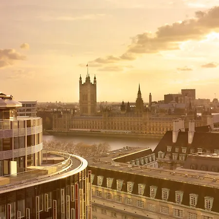 Park Plaza Westminster Bridge Hotel