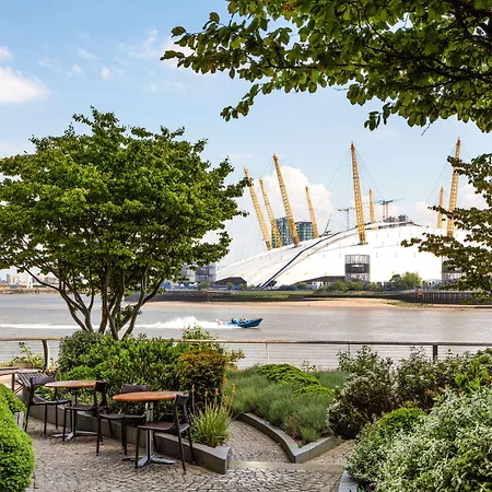 Radisson Blu Hotel, Canary Wharf East 4* Londres