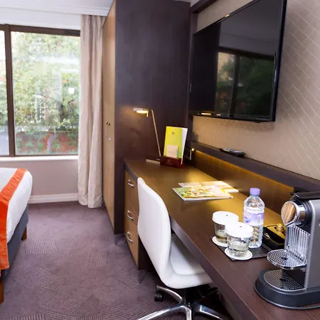 Doubletree By Hilton - Hyde Park 4*