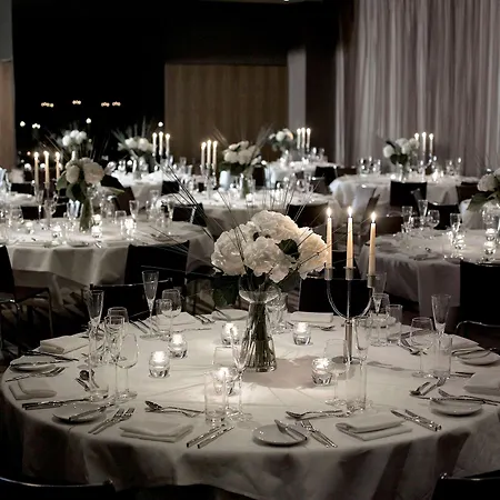 Radisson Blu Hotel, Canary Wharf East